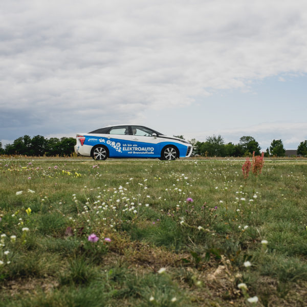 Fuel cell passenger car driving